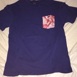 Vineyard vines purple and pink t-shirt
